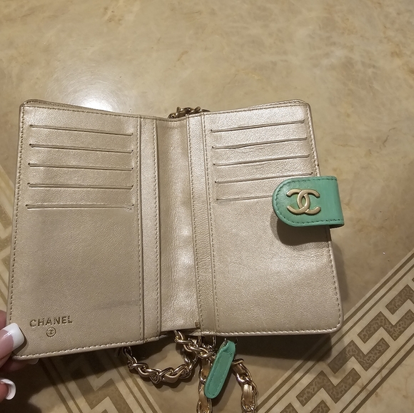CHANEL WALLET - Picture 6 of 10